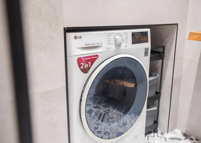 Апартаменты Skyler 9